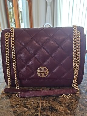 Tory Burch Quilted Willa Leather Shoulder Bag - Wine/claret with Gold Hardware